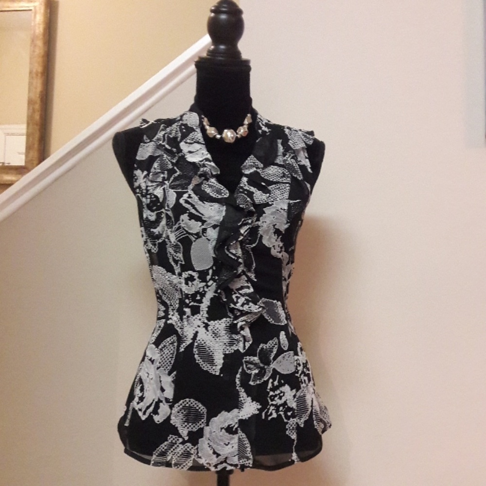 Express Design Studio /Sheer/ Print / Top
